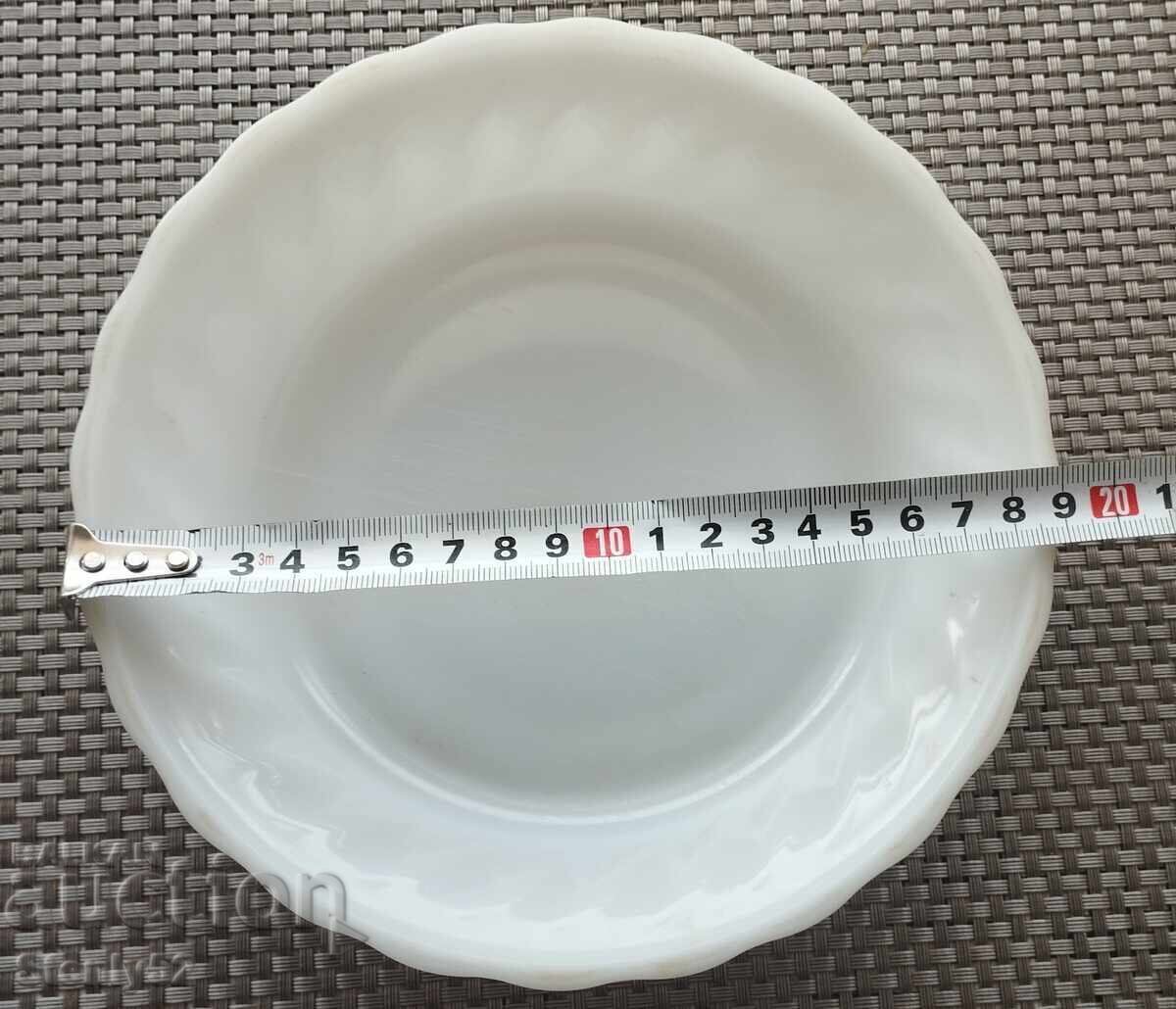 2 pcs. deep 4 cm. Arcopal plates Russian