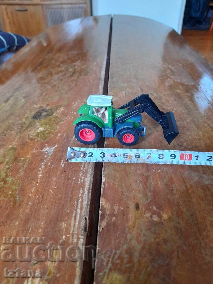 Auction  Vintage excavator toy