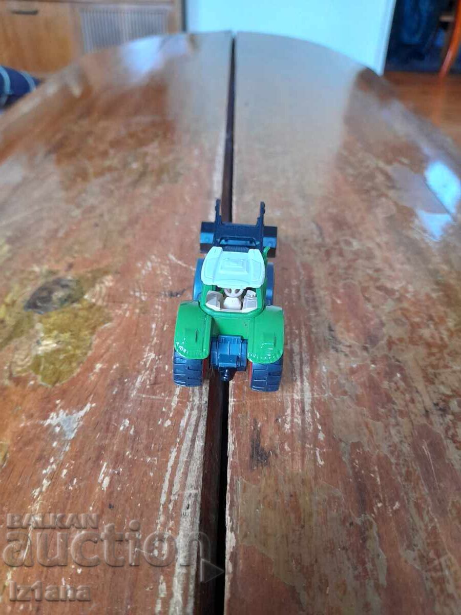 Delivery of Vintage excavator toy