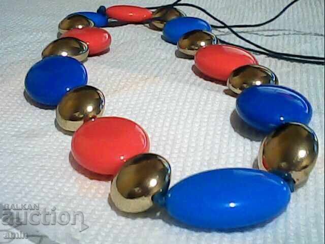 Όμορφο κολιέ από φυσικό πέτρα με τιμή € 25.00 | 48.90 BGN