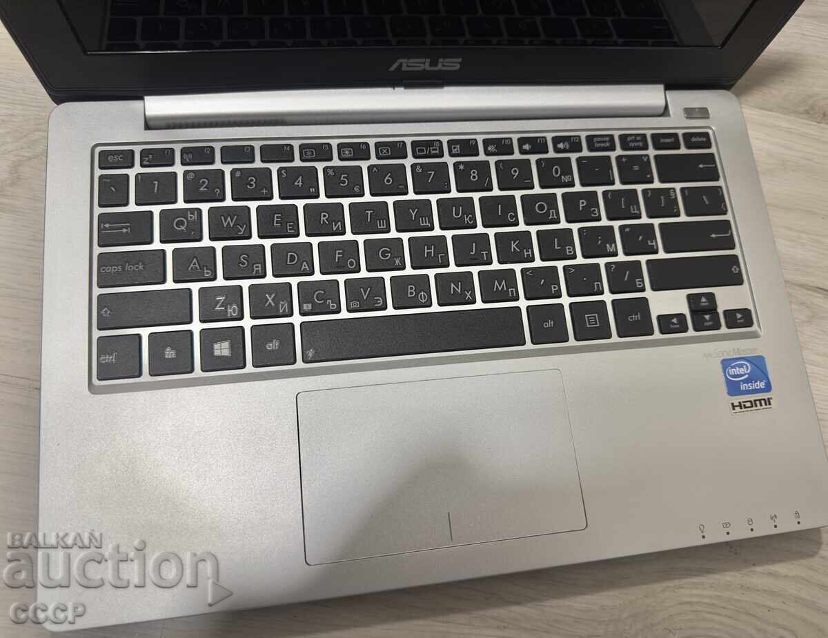 Auction  Small Asus Laptop