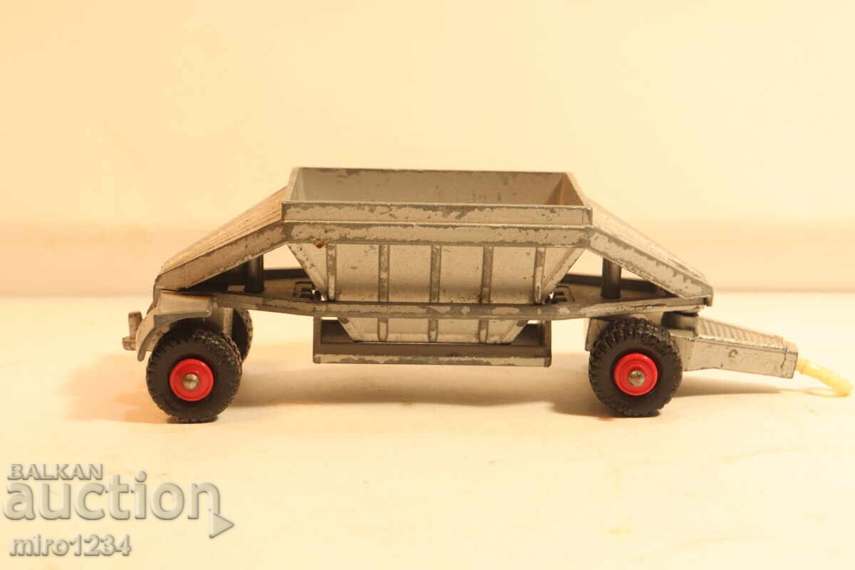 Аукцион MATCHBOX   KING  SIZE  РЕМАРКЕ   КОЛИЧКА   КАМИОН МОДЕЛ