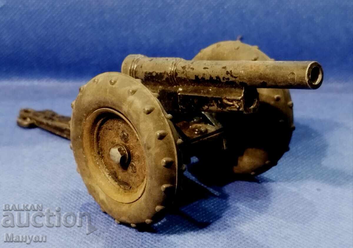 Jucărie metalică, tun marca "Solido"