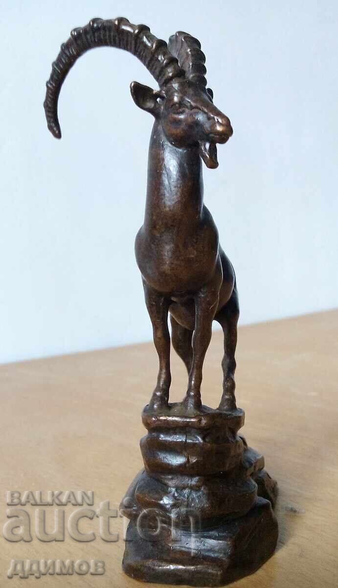 Statuetă de bronz capră neagră muflon cu preț € 15.00 | 29.34 BGN