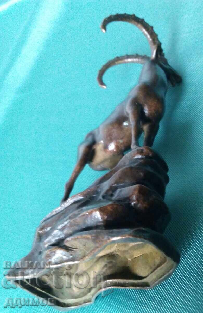 Statuetă de bronz capră neagră muflon - 7