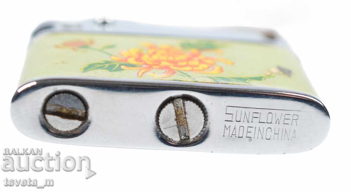 Auction  Sunflower petrol lighter 60s - China