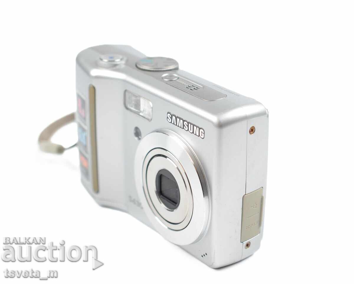 SAMSUNG S 630 camera - untested with price € 3.00 | 5.87 BGN SAMSUNG S 630 camera - untested with price € 3.00 | 5.87 BGN