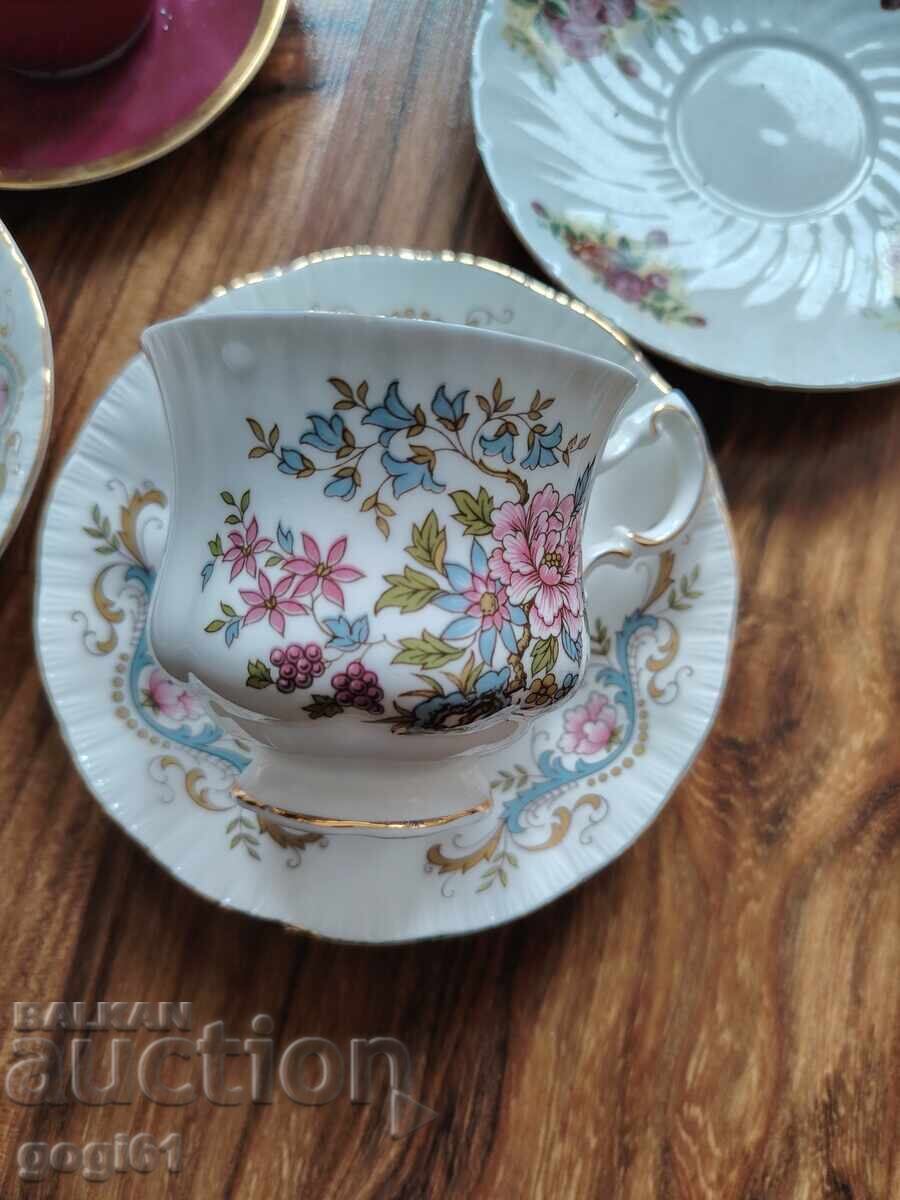 Lot of porcelain, mostly branded with price € 10.00 | 19.56 BGN