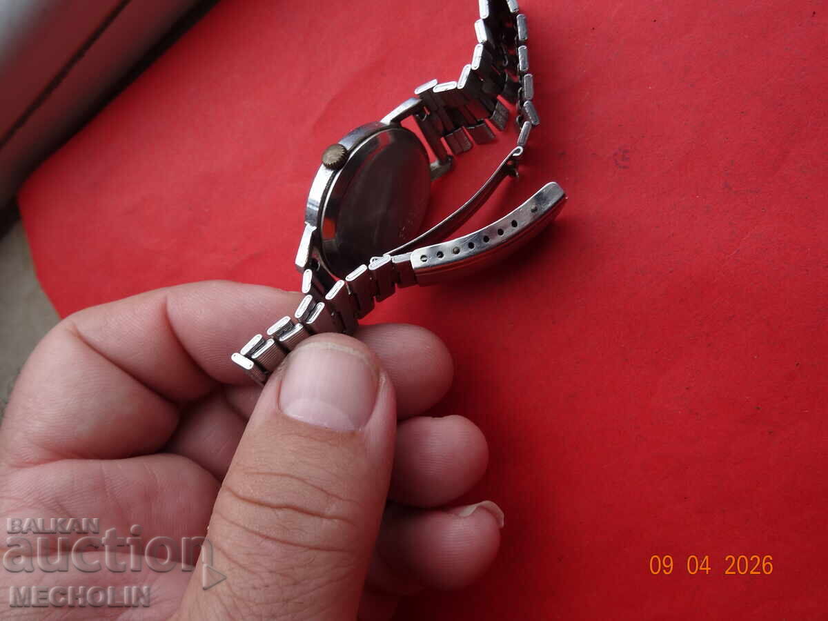 руски КОЛЕКЦИОНЕРСКИ   ЧАСОВНИК ПОБЕДА - 6