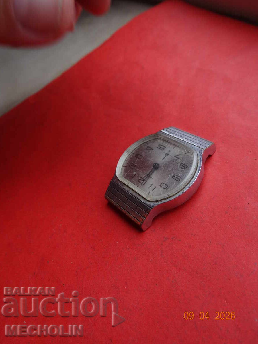 Аукцион руски КОЛЕКЦИОНЕРСКИ   ЧАСОВНИК ПОБЕДА