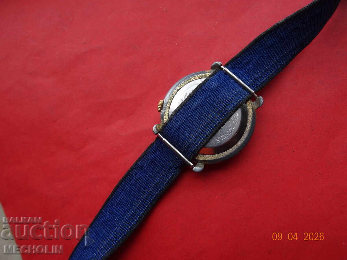 Доставка на КОЛЕКЦИОНЕРСКИ   ЧАСОВНИК 2D СТАТУЯТА НА СВОБОДАТА