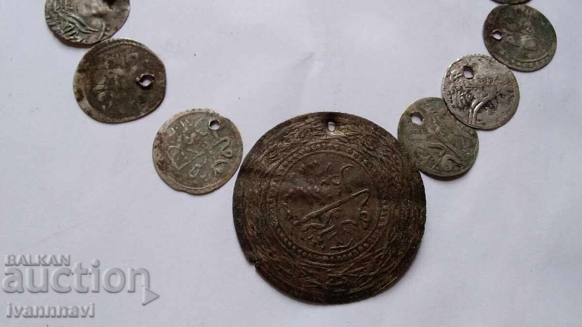 Pentru bijuterii 17 bucăți cu preț € 30.00 | 58.67 BGN