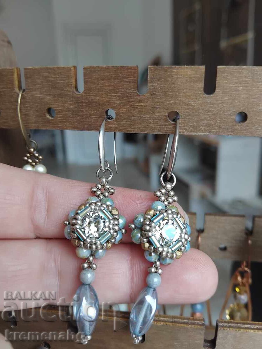 Cercei lucrați manual cu preț € 22.00 | 43.03 BGN