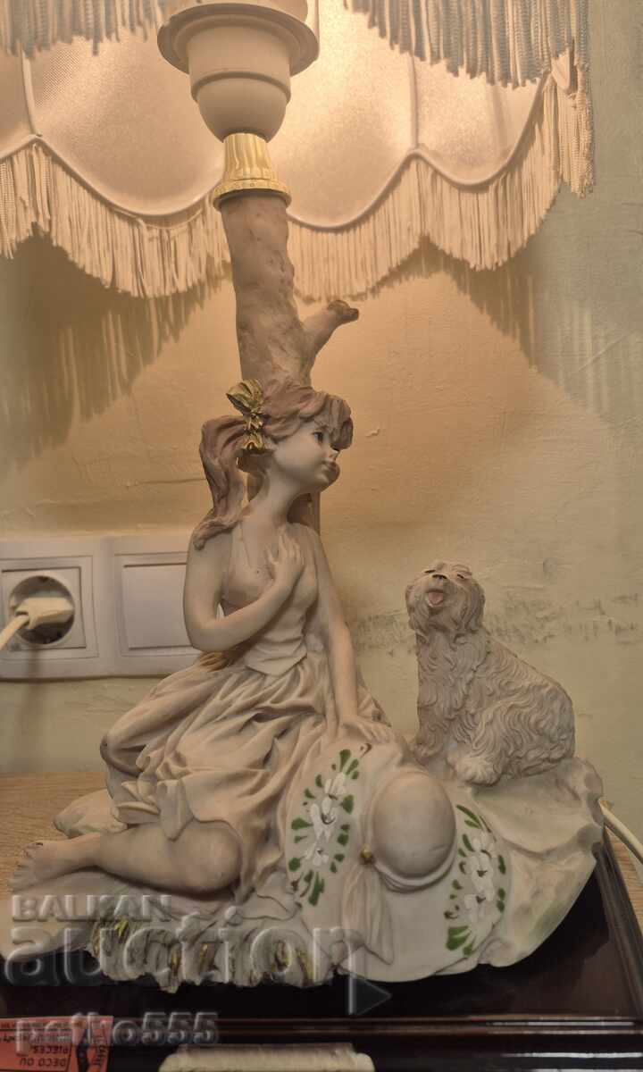 Lampă de masă frumoasă, fată cu câine - 5