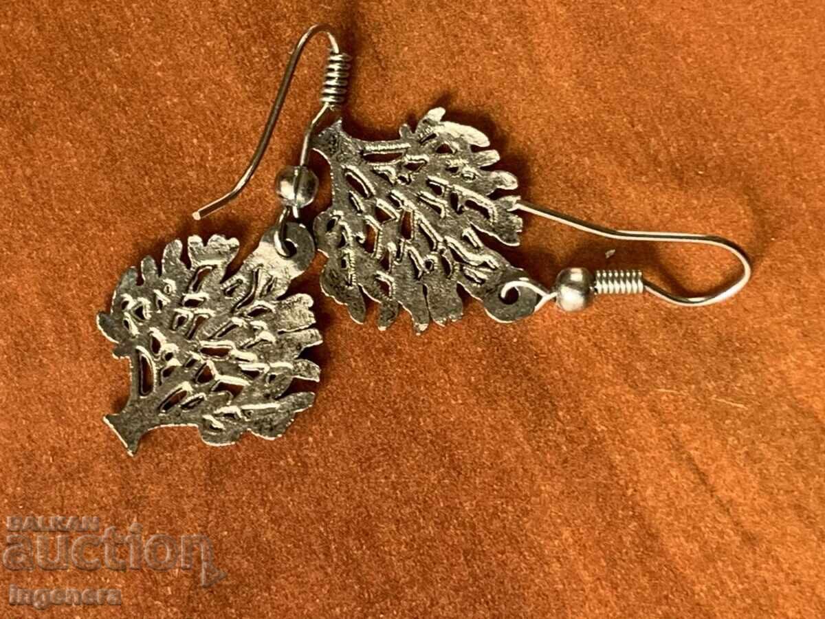 Cercei cercei metal-arborele vieții cu preț € 9.00 | 17.60 BGN Cercei cercei metal-arborele vieții cu preț € 9.00 | 17.60 BGN