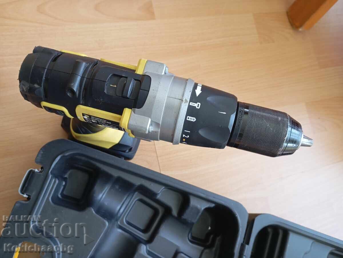 Доставка на Ударен Винтоверт JCB