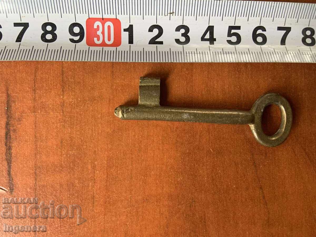 ANTIQUE KEY FROM GRANDMOTHER AND GRANDFATHER'S CHESTS CUT PADLOCK