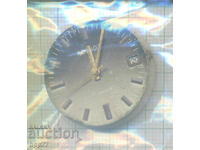 механизъм за часовник  24