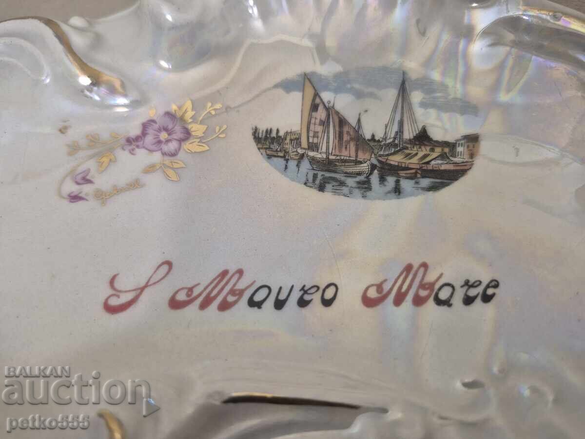 Cenușier din porțelan cu aurire cu preț € 5.00 | 9.78 BGN