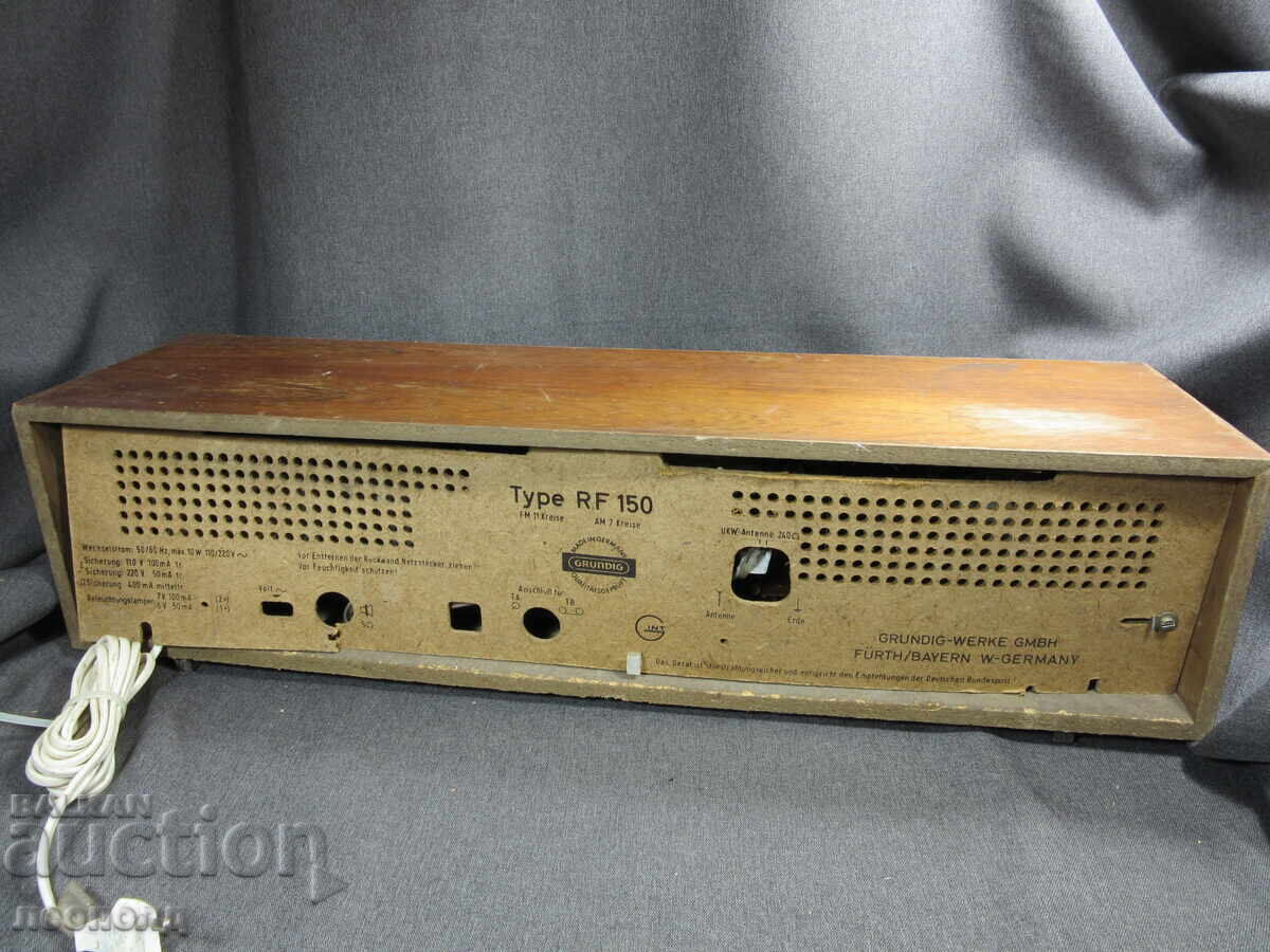BZC VECHI RETRO TRANSISTOR GRUNDIG RADIO - 5 BZC VECHI RETRO TRANSISTOR GRUNDIG RADIO - 5