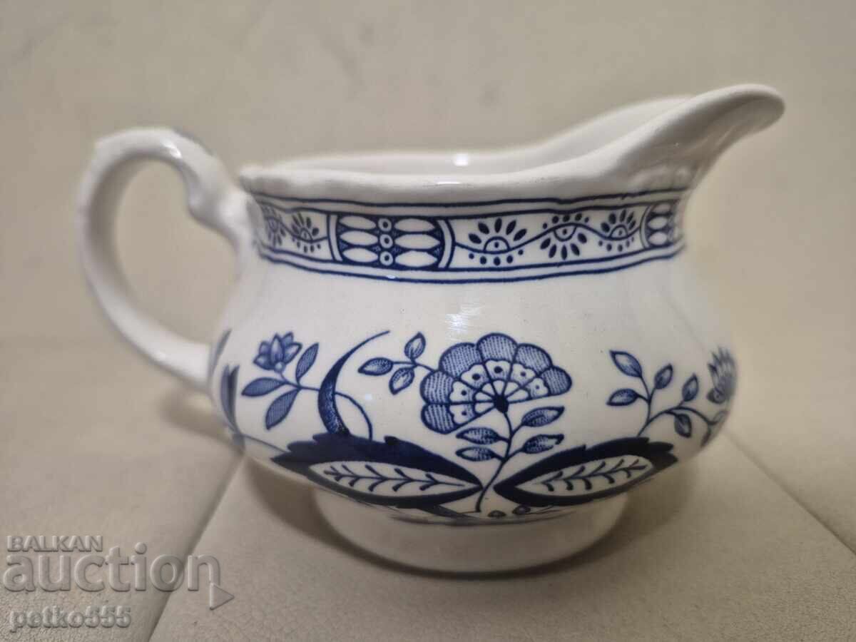 Cană englezească din porțelan pentru lapte