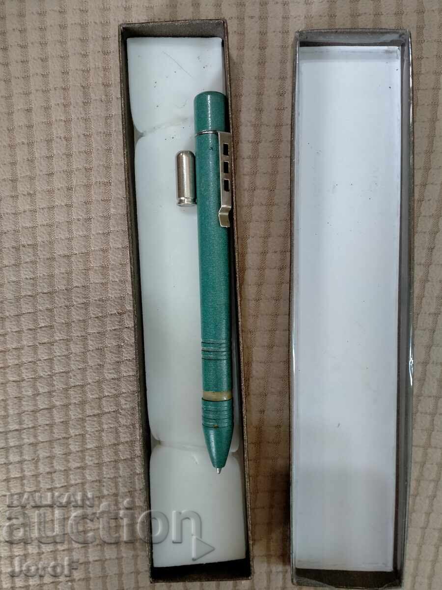 Оригинална химикалка оса 8 мм