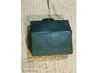 Accordion case. Dimensions in the photos. Sale. BZC. Pu