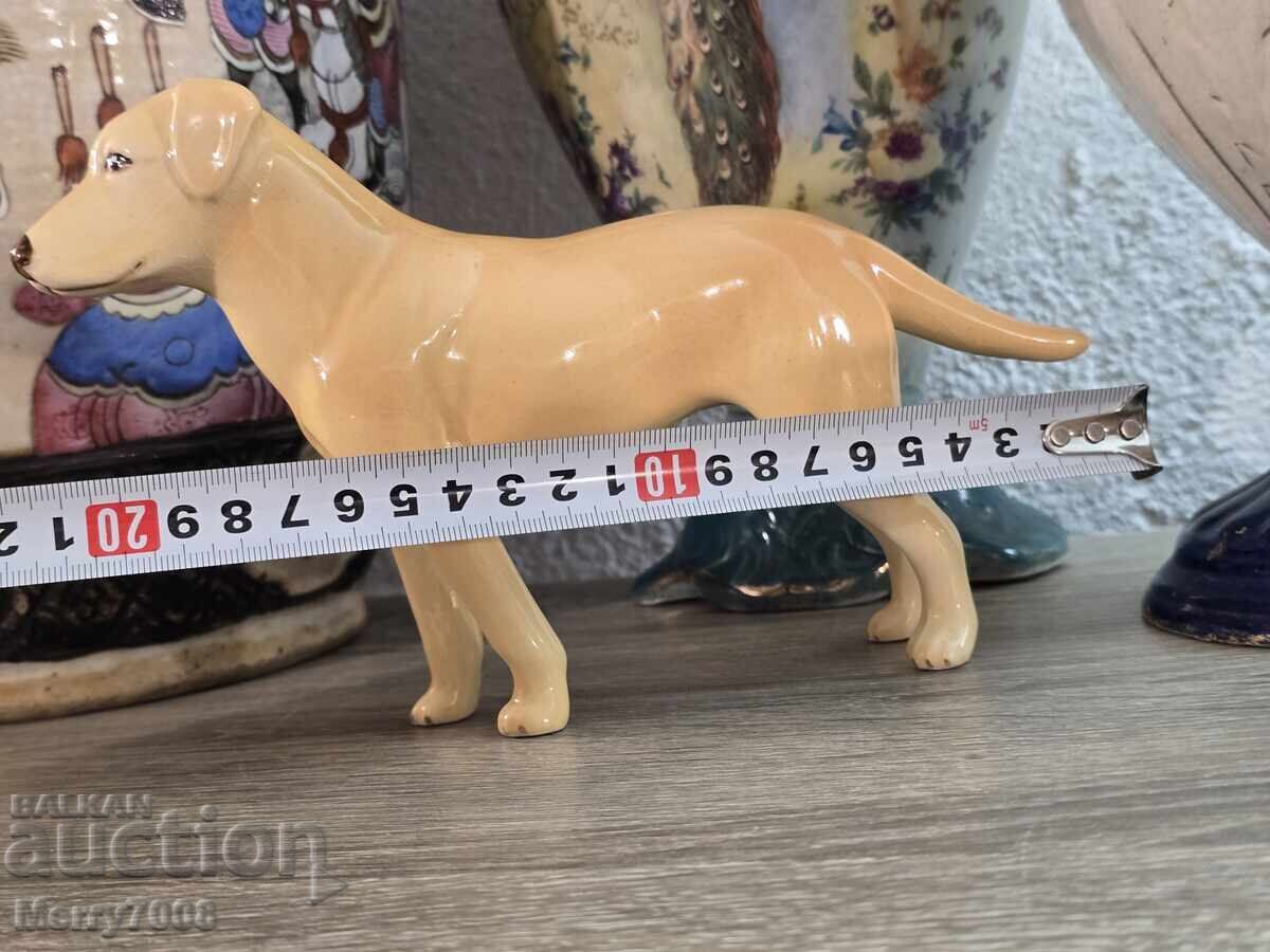 Exquisite porcelain Labrador figurine! - 5