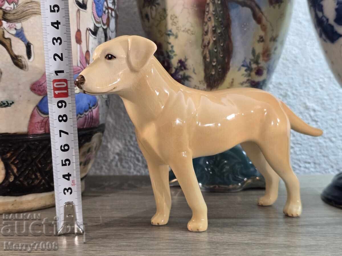 Exquisite porcelain Labrador figurine! - 6