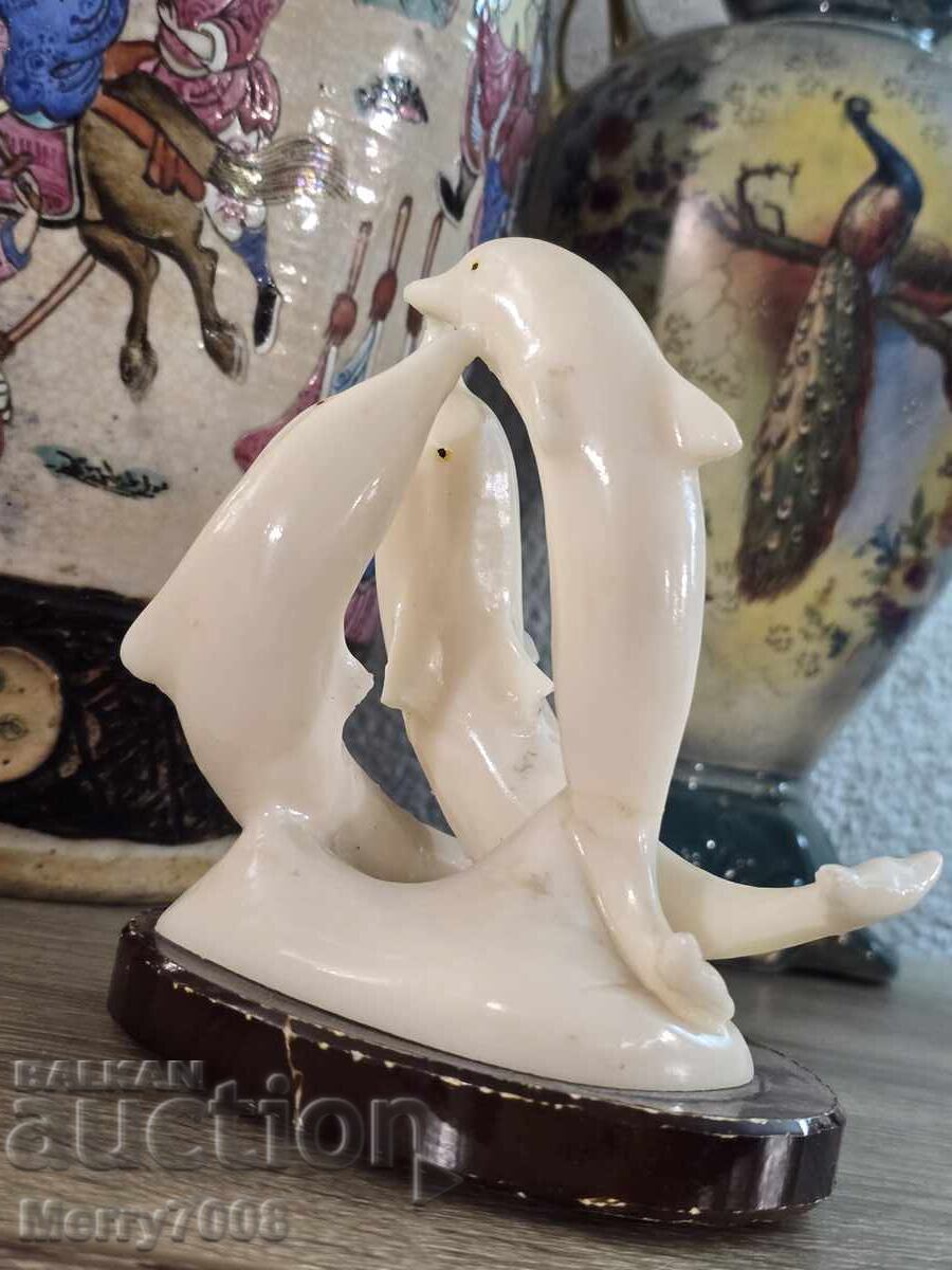 Licitație Sculptură de colecție rafinată cu trei delfini împletiți!