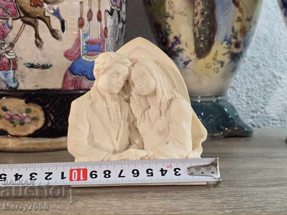 Изящна резинова фигурка, изобразяваща младоженци ! - 6