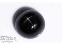 Diopsid stelar negru 4.08ct 8.9mm caboșon rotund