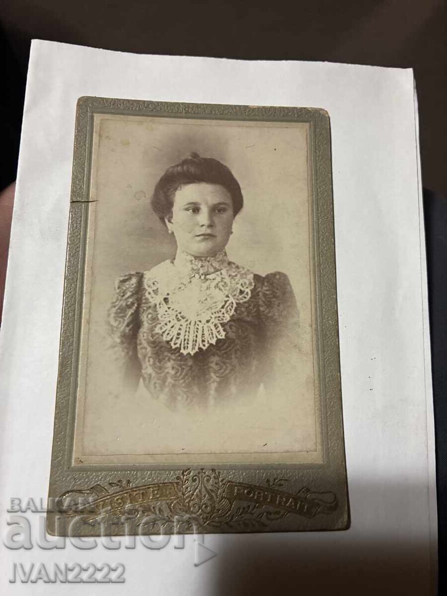 Продавам стара снимка