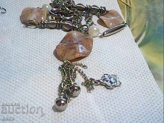 Licitație coliere frumoase Licitație coliere frumoase