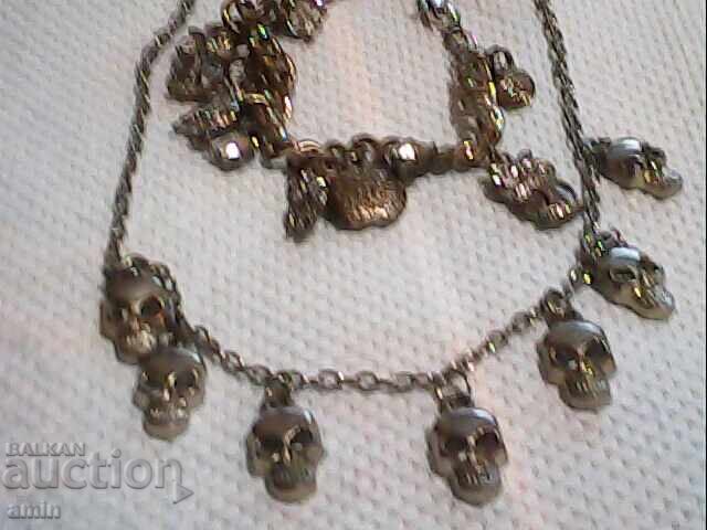 Licitație coliere și brățară vechi