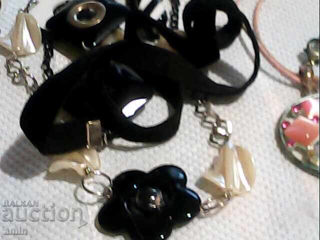 Аукцион красиви колиета