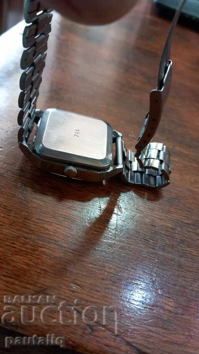 Доставка на МЪЖКИ РЪЧЕН ЧАСОВНИК РАКЕТА