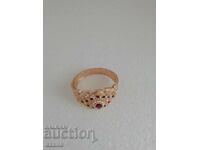 Дамска гривна, златиста с камъчета