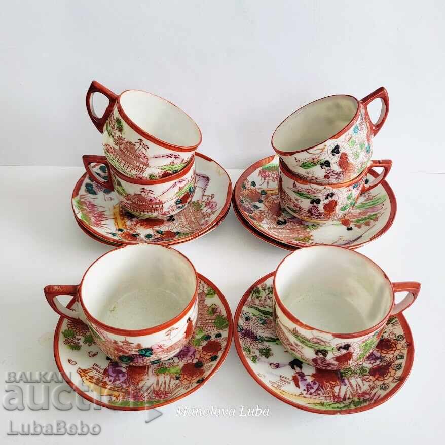 Licitație Cești de porțelan japonez cu farfurioare Kutani