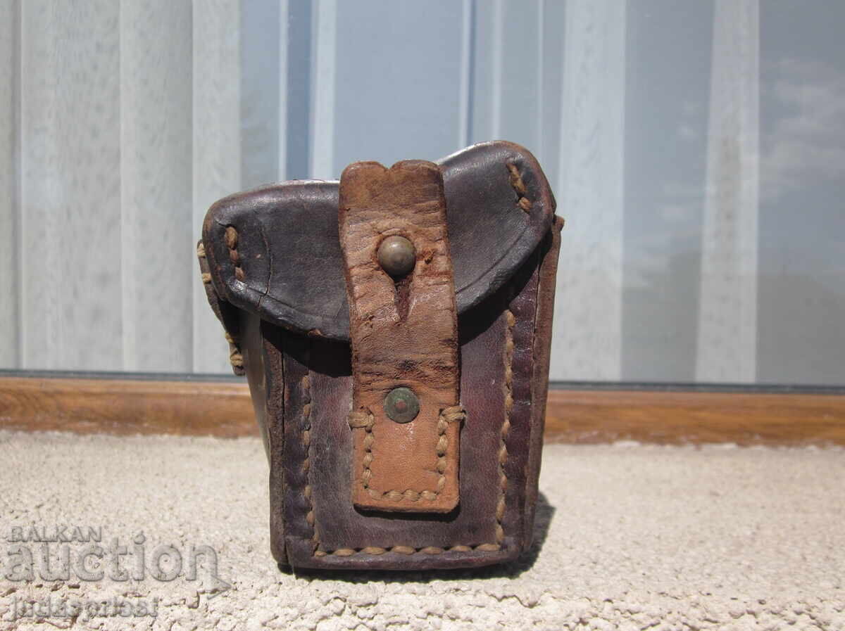 Auction WWI Bulgarian Royal military leather Mannlicher cartridge pouch Auction WWI Bulgarian Royal military leather Mannlicher cartridge pouch