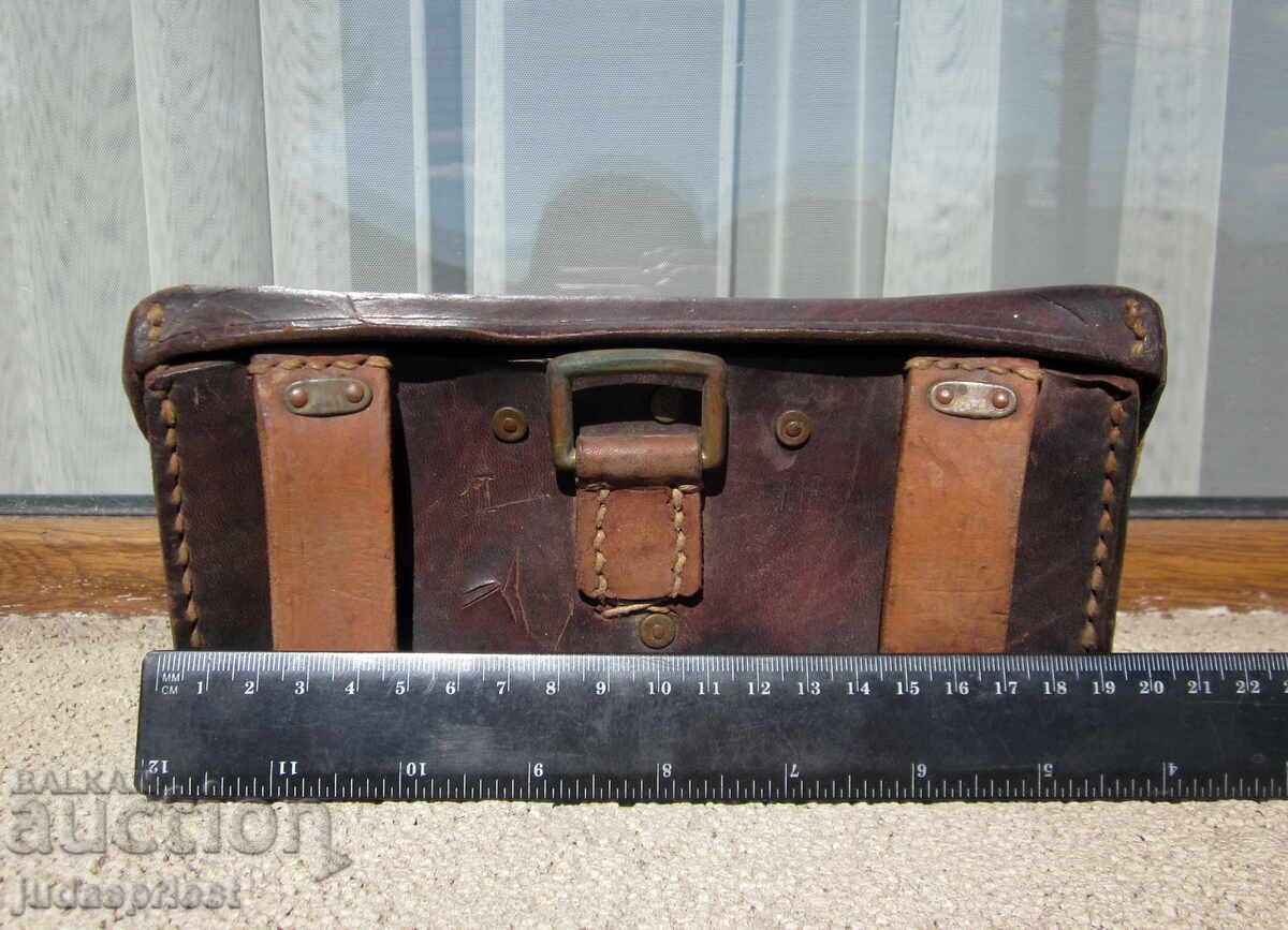 WWI Bulgarian Royal military leather Mannlicher cartridge pouch - 7 WWI Bulgarian Royal military leather Mannlicher cartridge pouch - 7