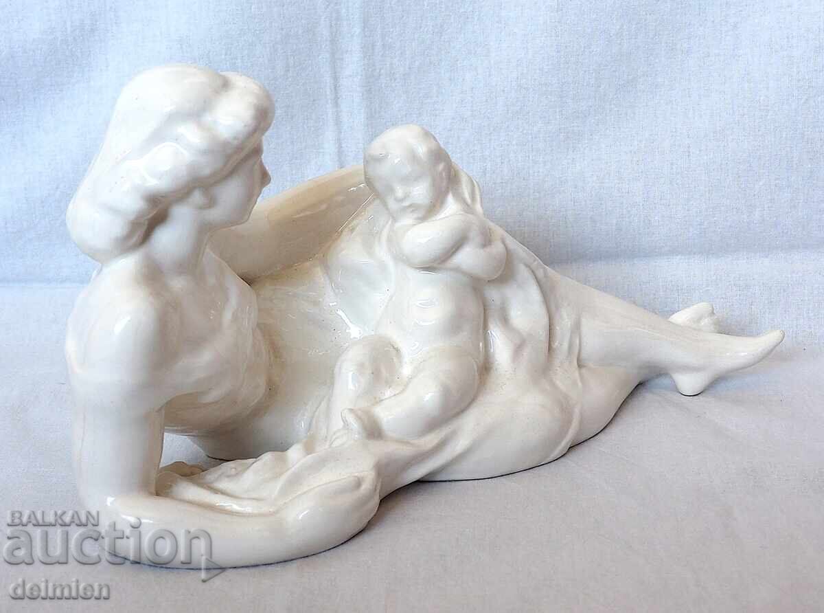 LARGE FAIENCE FIGURE CZECHOSLOVAKIA 1930-1940 JAN FOUS with price € 0.01 | 0.02 BGN