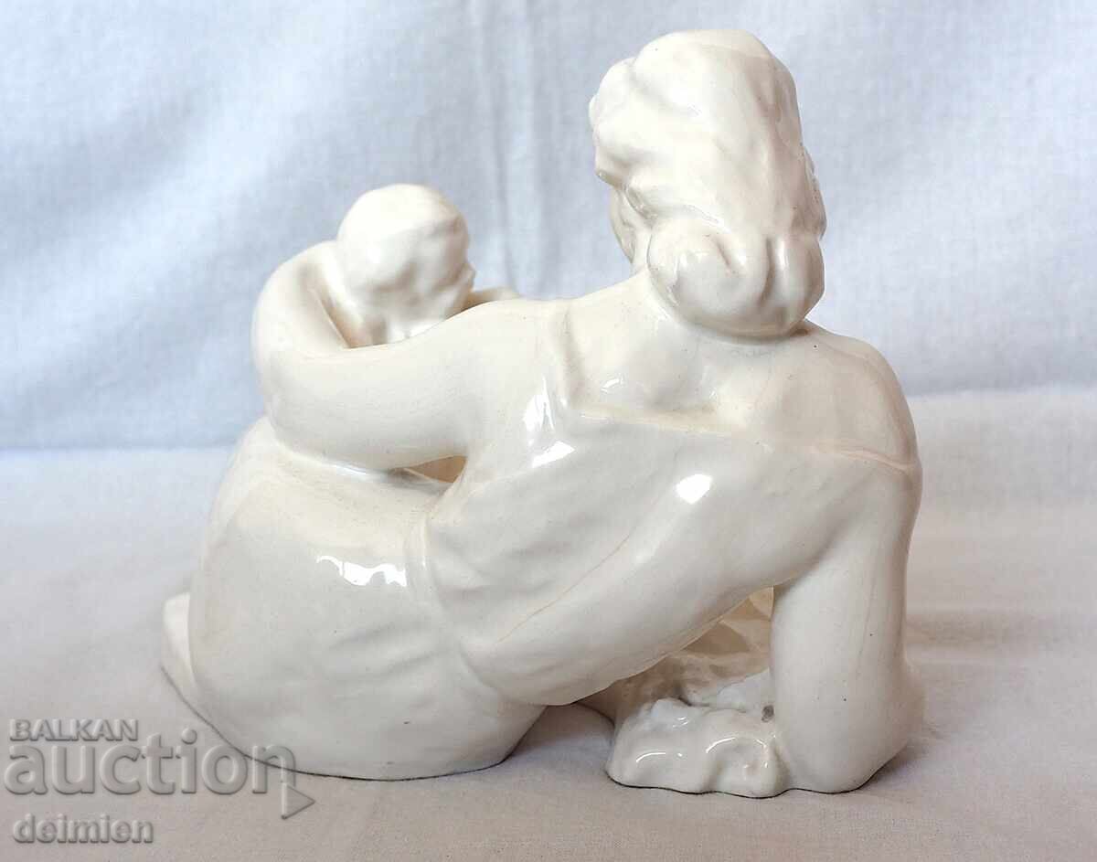 Delivery of LARGE FAIENCE FIGURE CZECHOSLOVAKIA 1930-1940 JAN FOUS