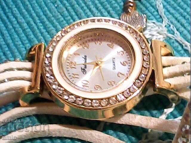 Ceas de damă, funcționează, fără baterie cu preț € 3.00 | 5.87 BGN