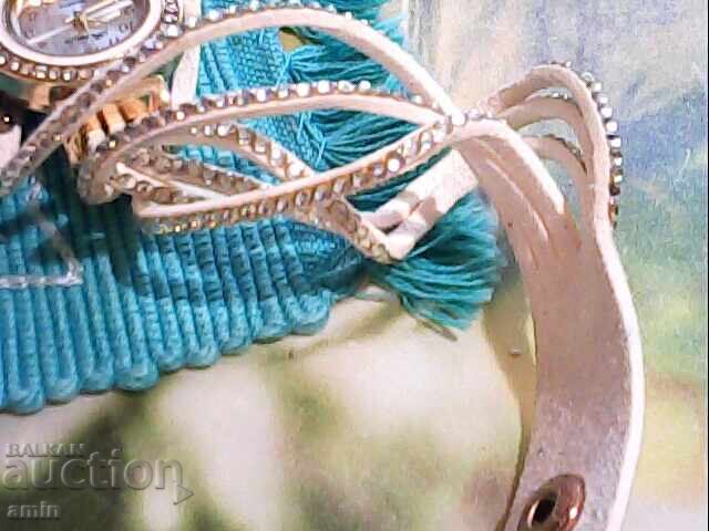 Licitație Ceas de damă, funcționează, fără baterie