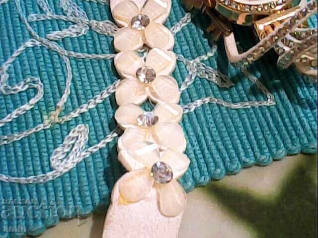 Livrarea Ceas de damă, funcționează, fără baterie