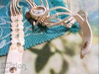 Γυναικείο ρολόι, λειτουργεί, χωρίς μπαταρία