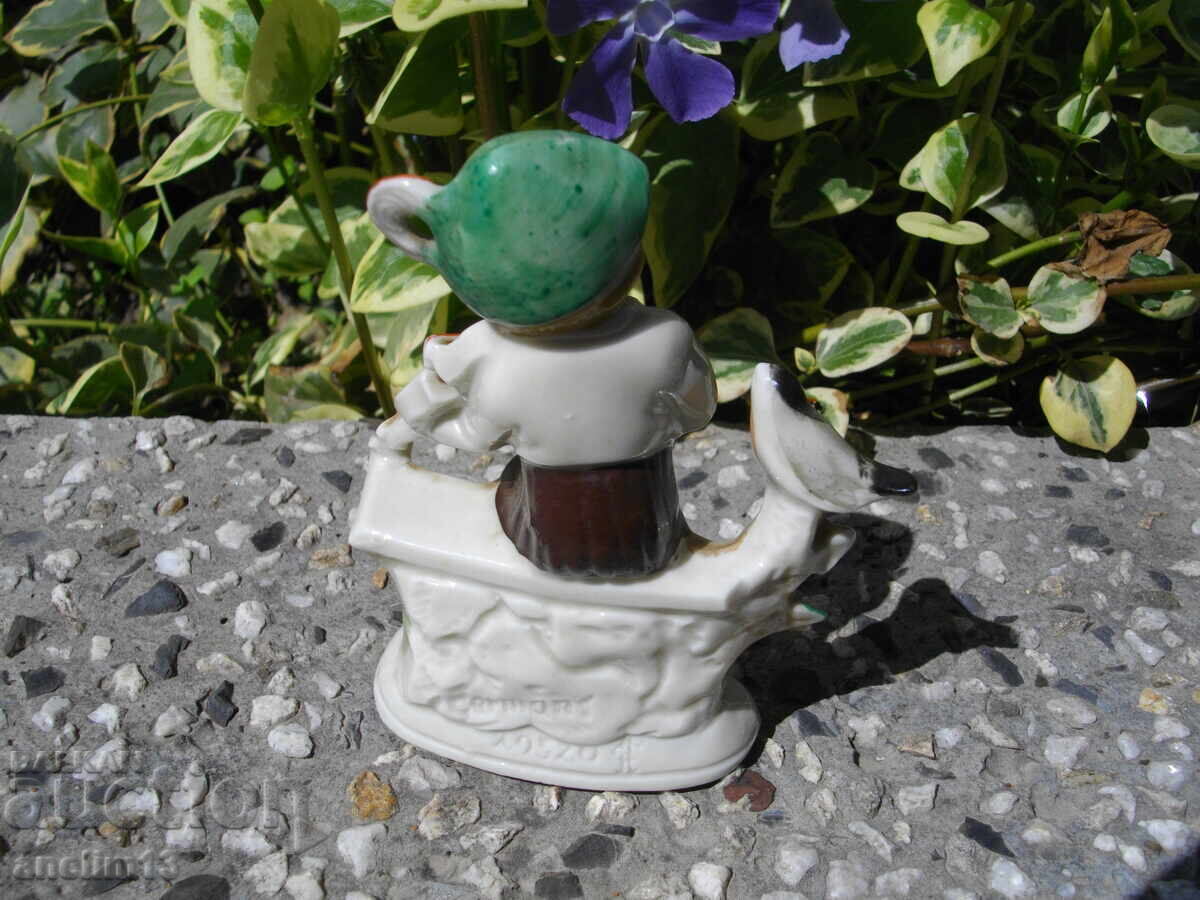 Auction  OLD PORCELAIN VIOLINIST GERMANY