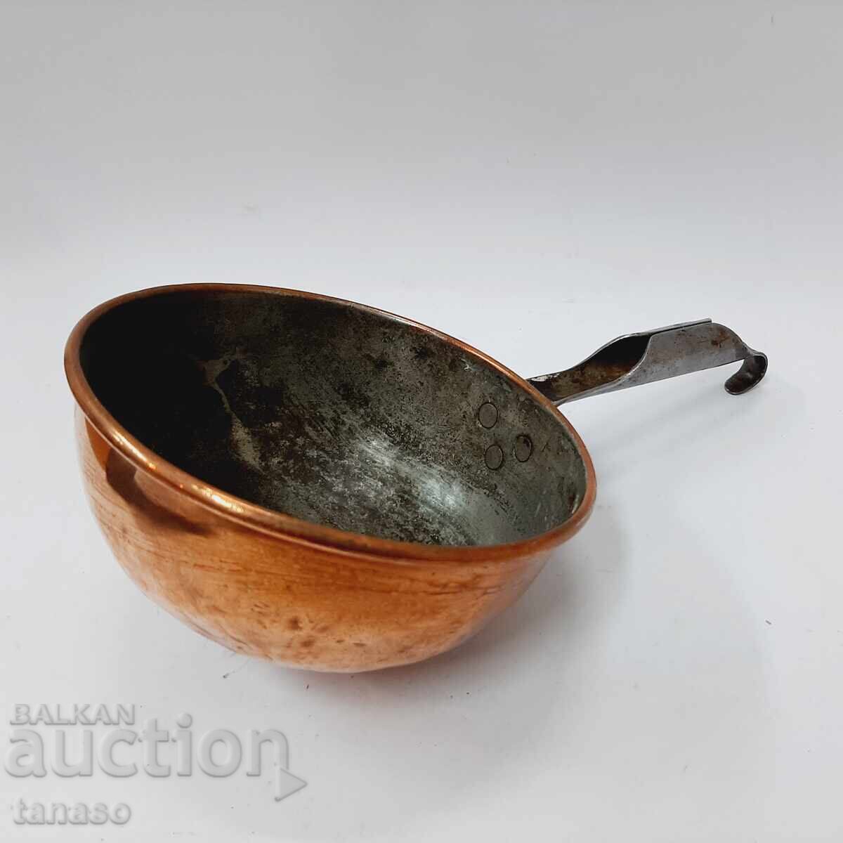 Χάλκινη κουτάλα ή βαθύ τηγάνι (13.3) - 6 Χάλκινη κουτάλα ή βαθύ τηγάνι (13.3) - 6