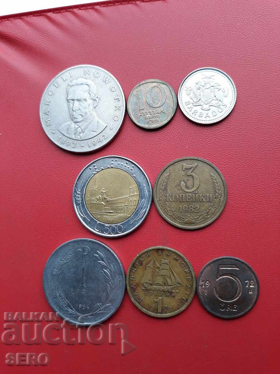 Mixed lot of 8 coins